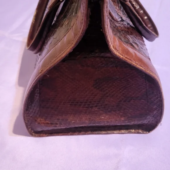 Unique Snake Python Purse - Picture 3 of 12